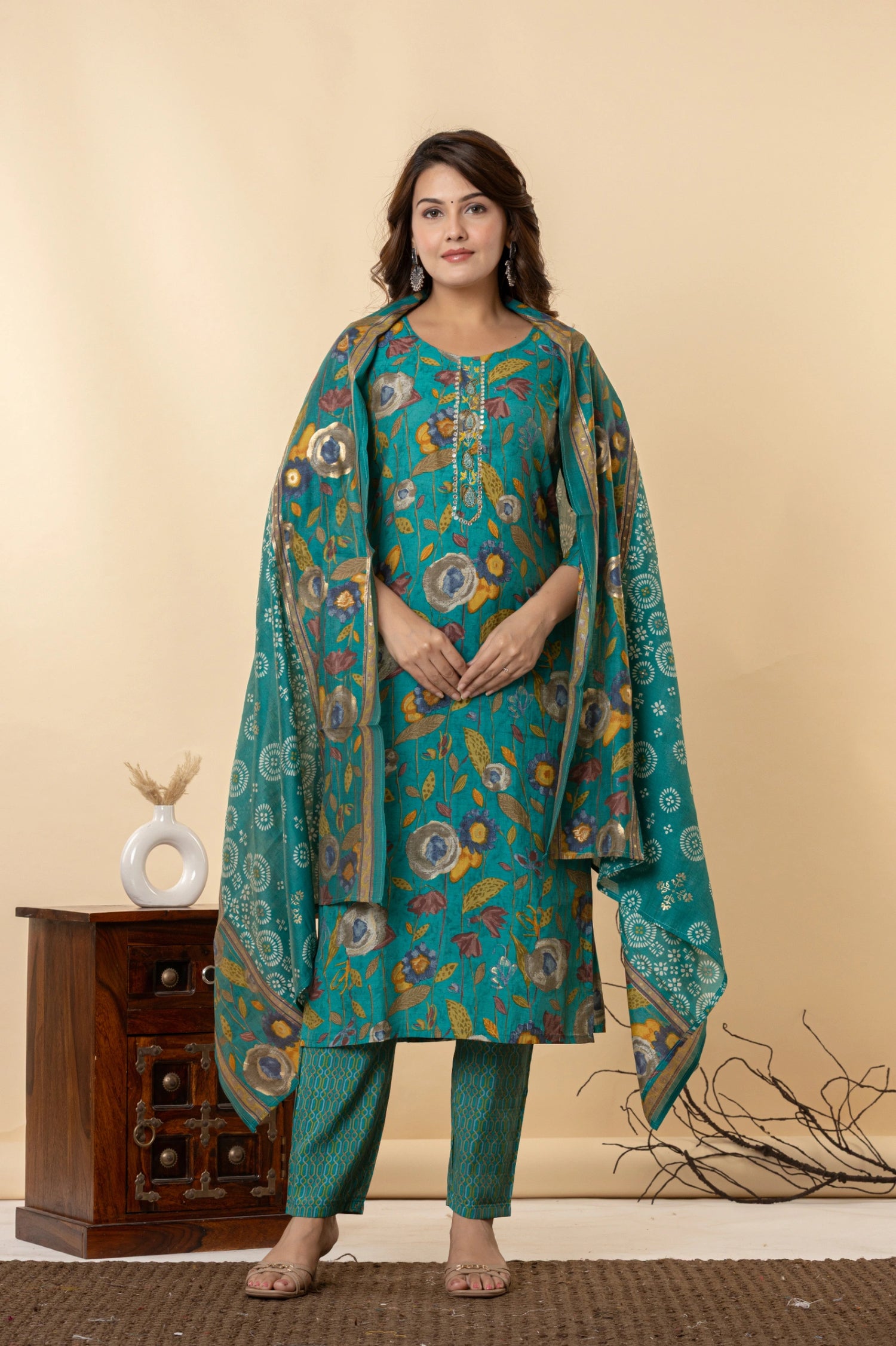 Festive Rama Green Kurta with Bandhani Print Dupatta