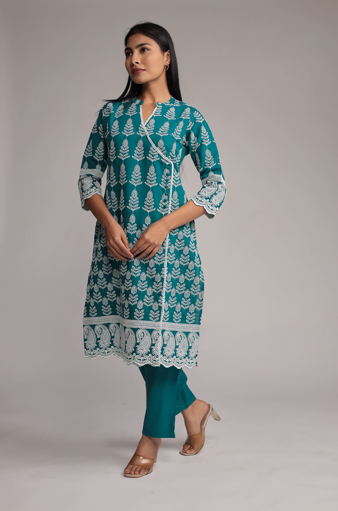 Rama Green Pant Set Detailed with Allover Sleek Embroidery On Kurta