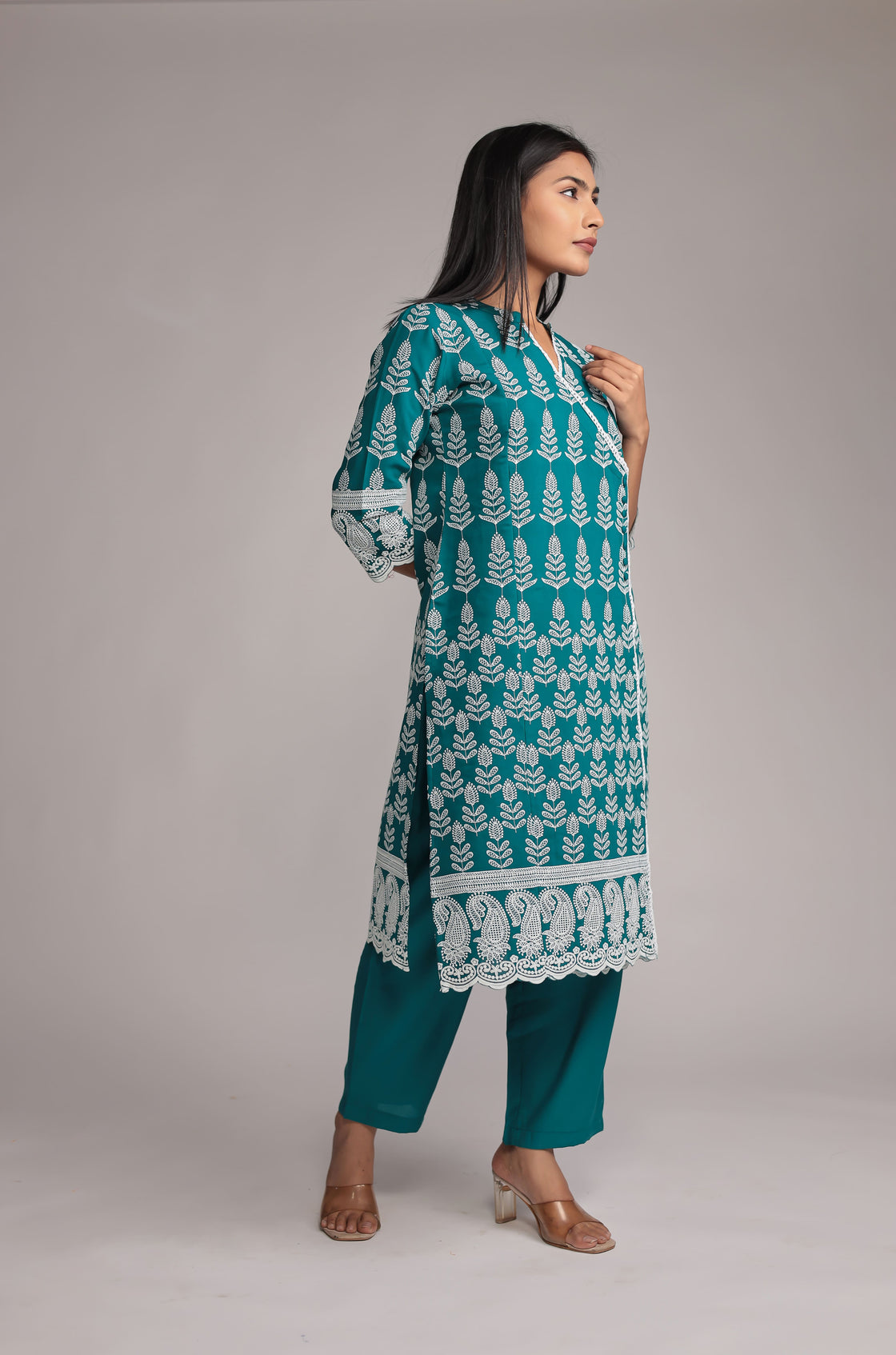 Rama Green Pant Set Detailed with Allover Sleek Embroidery On Kurta