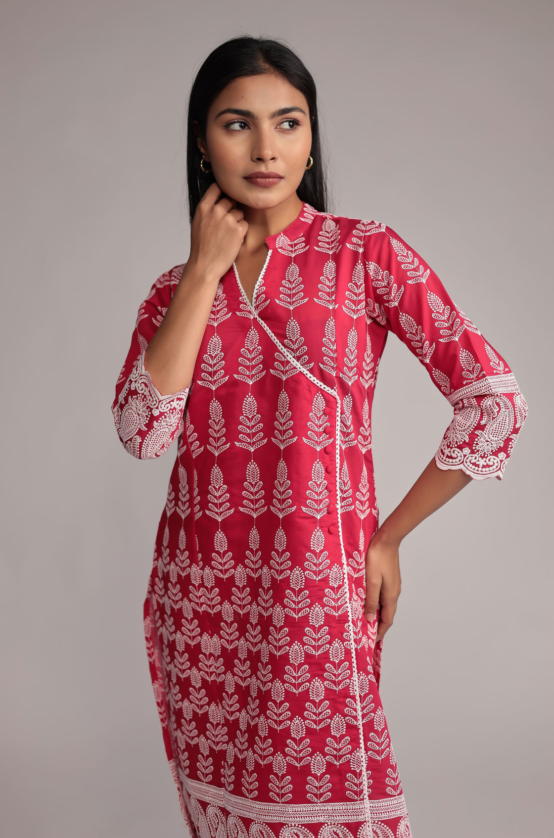 Pink Kurta Pant Set Detailed with Allover Embroidery On Kurta