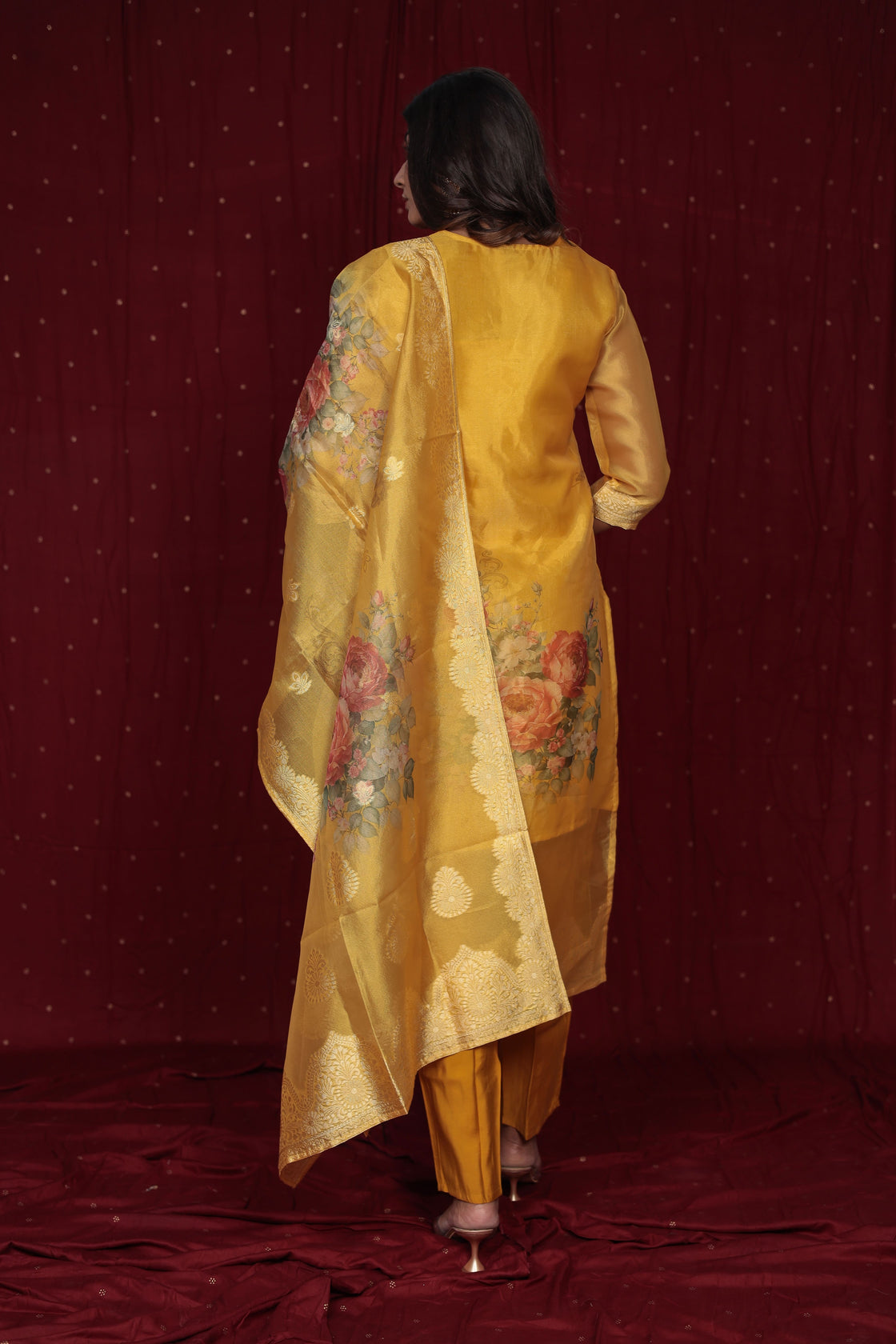Deluxe Jacquard Organza yellow Suit with Jacquard Dupatta, Soft Silk Pant and Inner Lining in Kurti