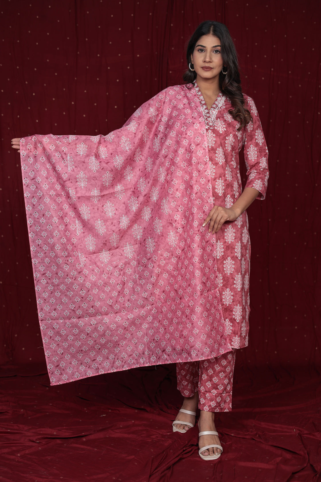 Pure Cotton Rust Pink Dupatta Set Detailed With Embroidery and Inner Lining in Kurti