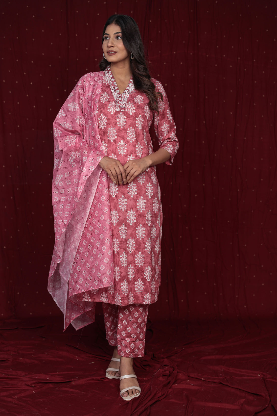 Pure Cotton Rust Pink Dupatta Set Detailed With Embroidery and Inner Lining in Kurti