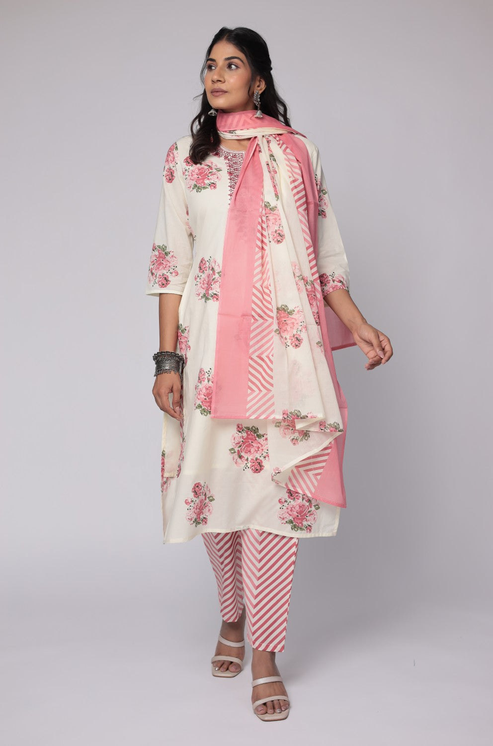 Cream Red Jaipuri Print Dupatta Set with Mulmul Lining and detailed with embroidery on neck