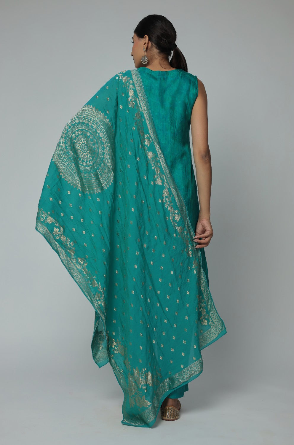 Banarasi Jacquard Chanderi Rama Green Suit with Jacquard Dupatta, Soft Silk Pant and Inner Lining in Kurti
