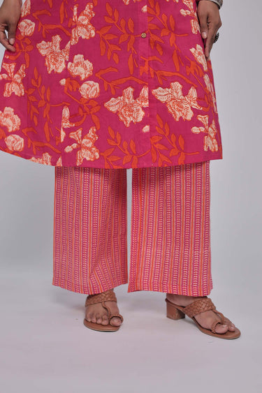 Women's Red Princess cut Printed kurta and pant