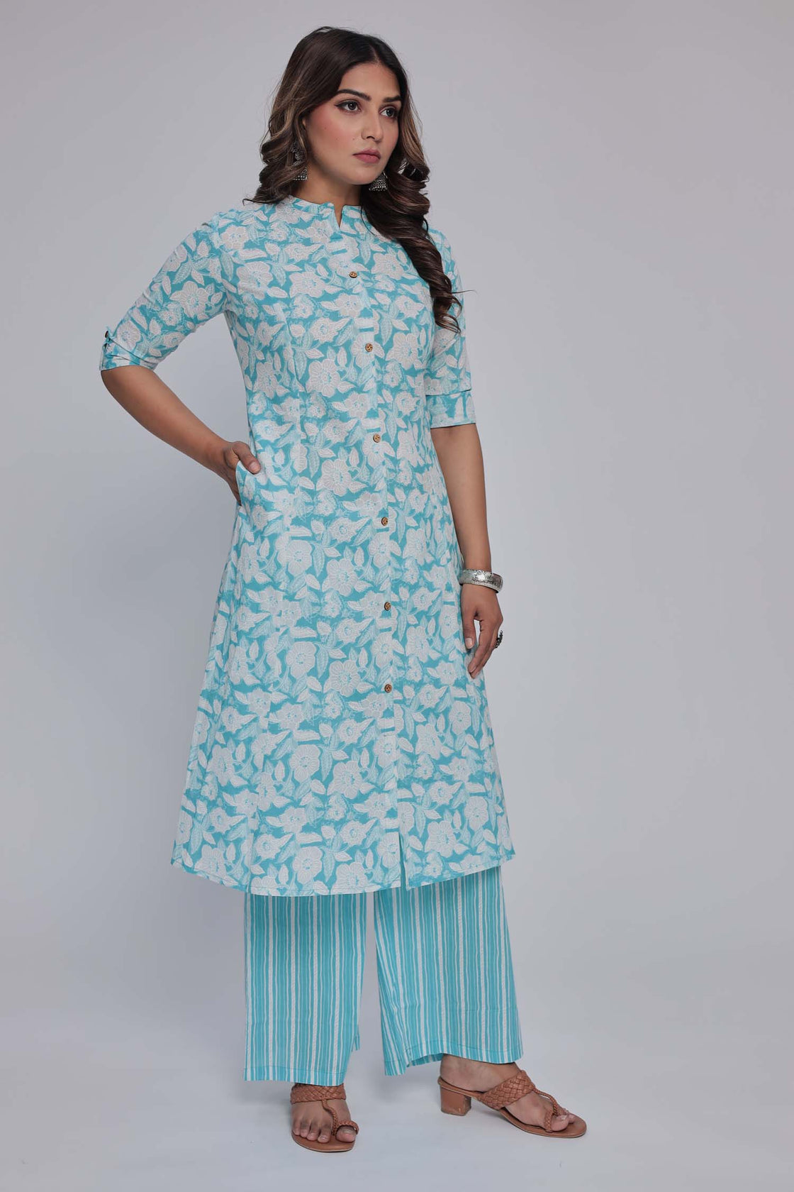 Women's Light Blue Princess cut Printed kurta and pant