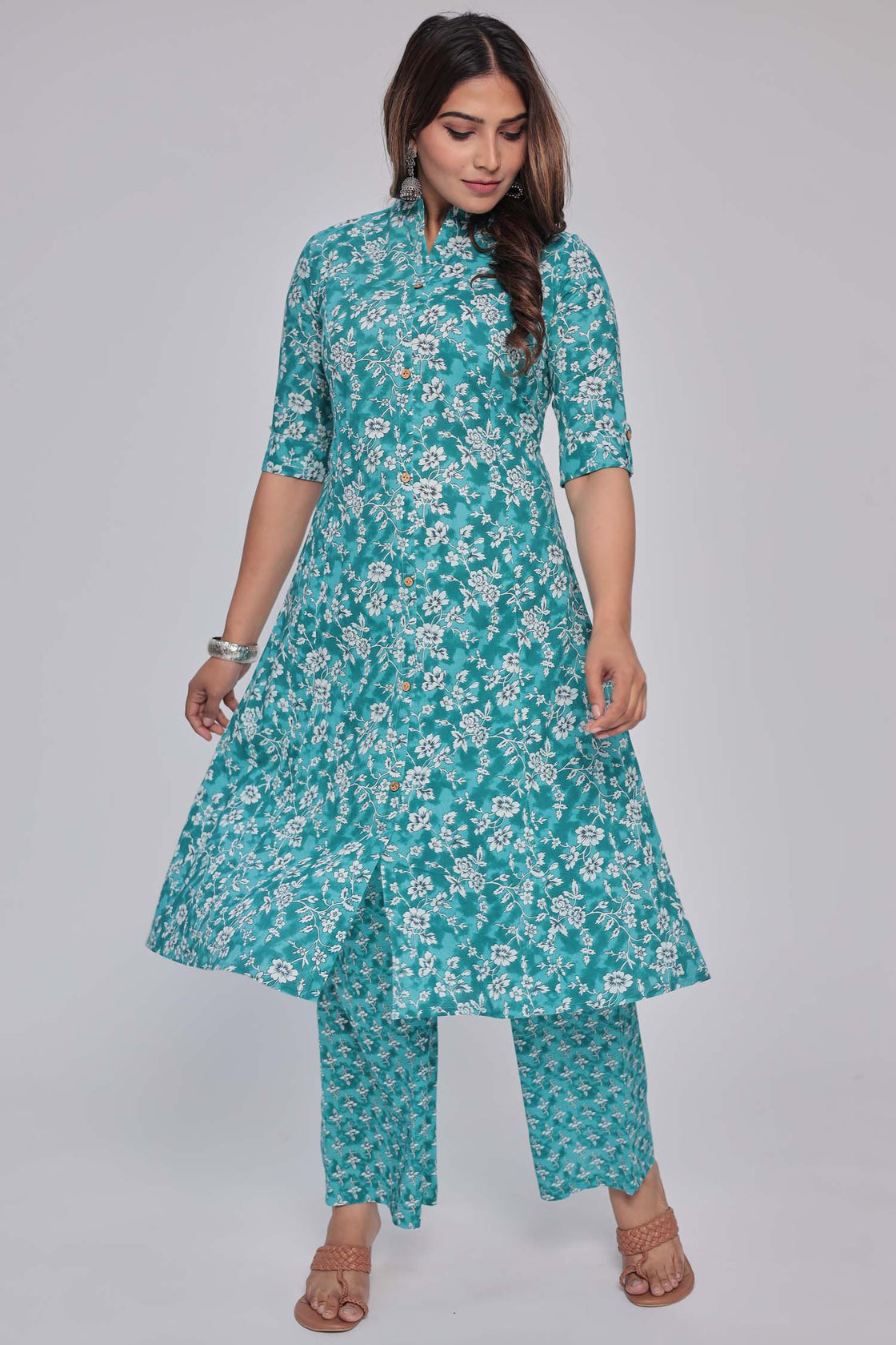 Women's Blue Princess cut Printed kurta and pant