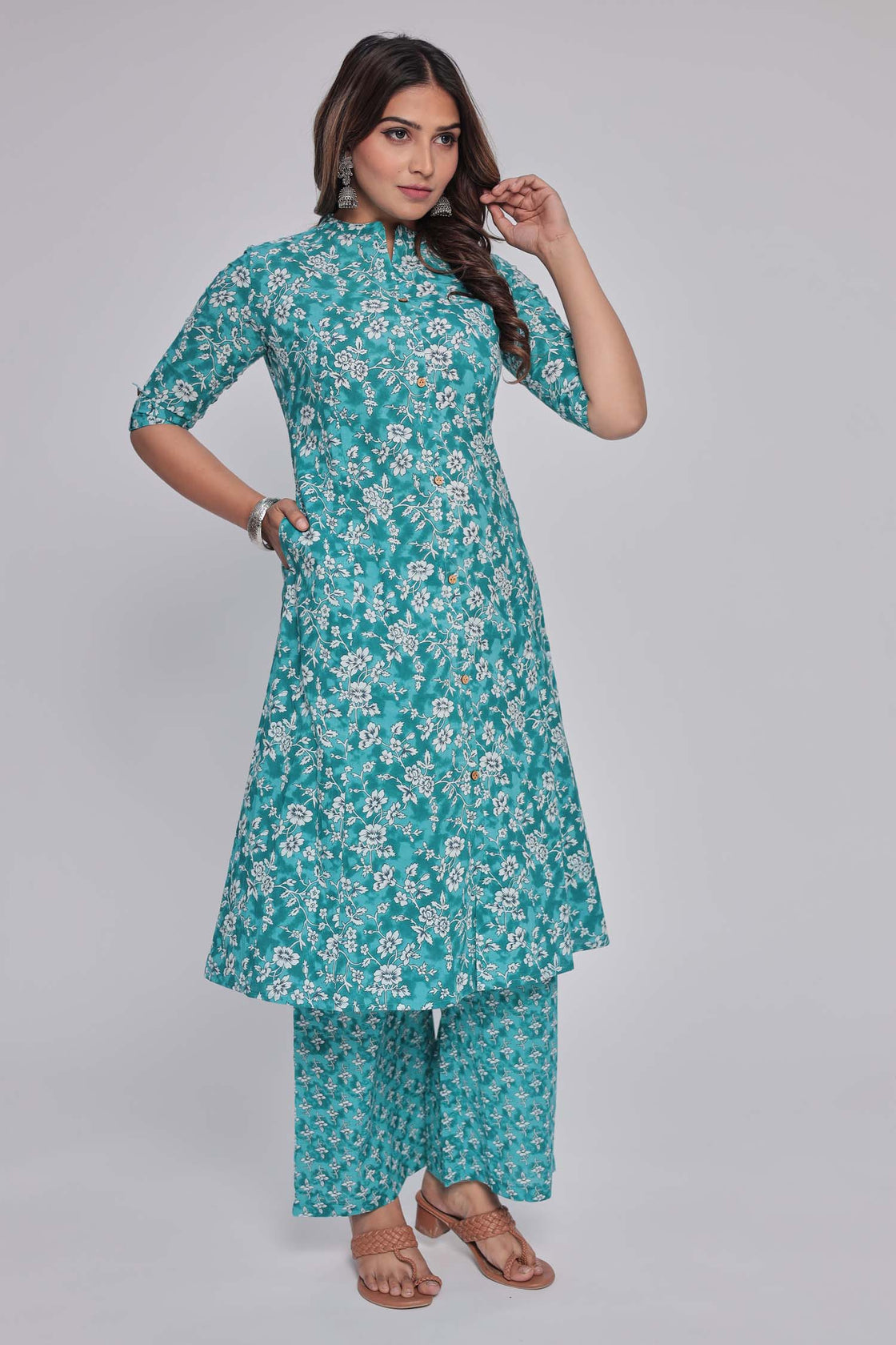 Women's Blue Princess cut Printed kurta and pant