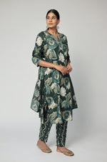 Model gracefully posing in the dark green Jaipuri print dupatta set, showcasing the comfortable movement and elegant style.