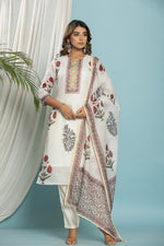 Side profile of model showcasing the light and comfortable fit of the off-white Kota Doria suit and dupatta.
